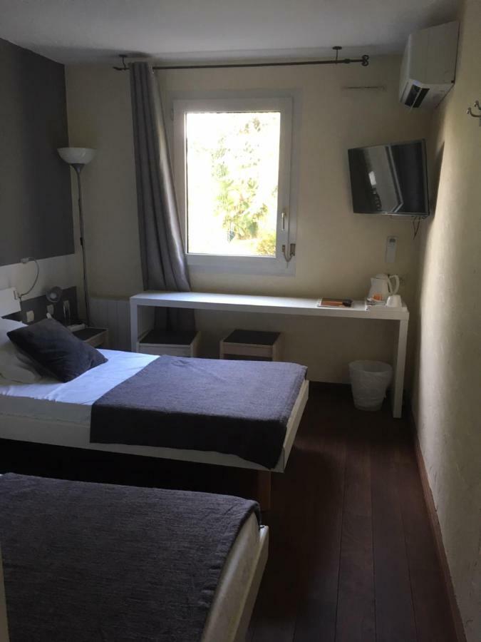 La Roseliere Hotel Saint-Quentin-Fallavier Luaran gambar